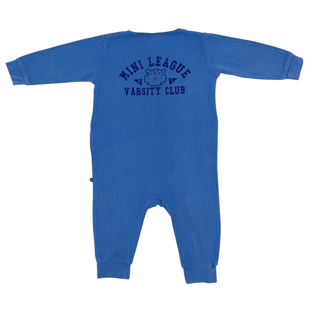 Чоловічок Next