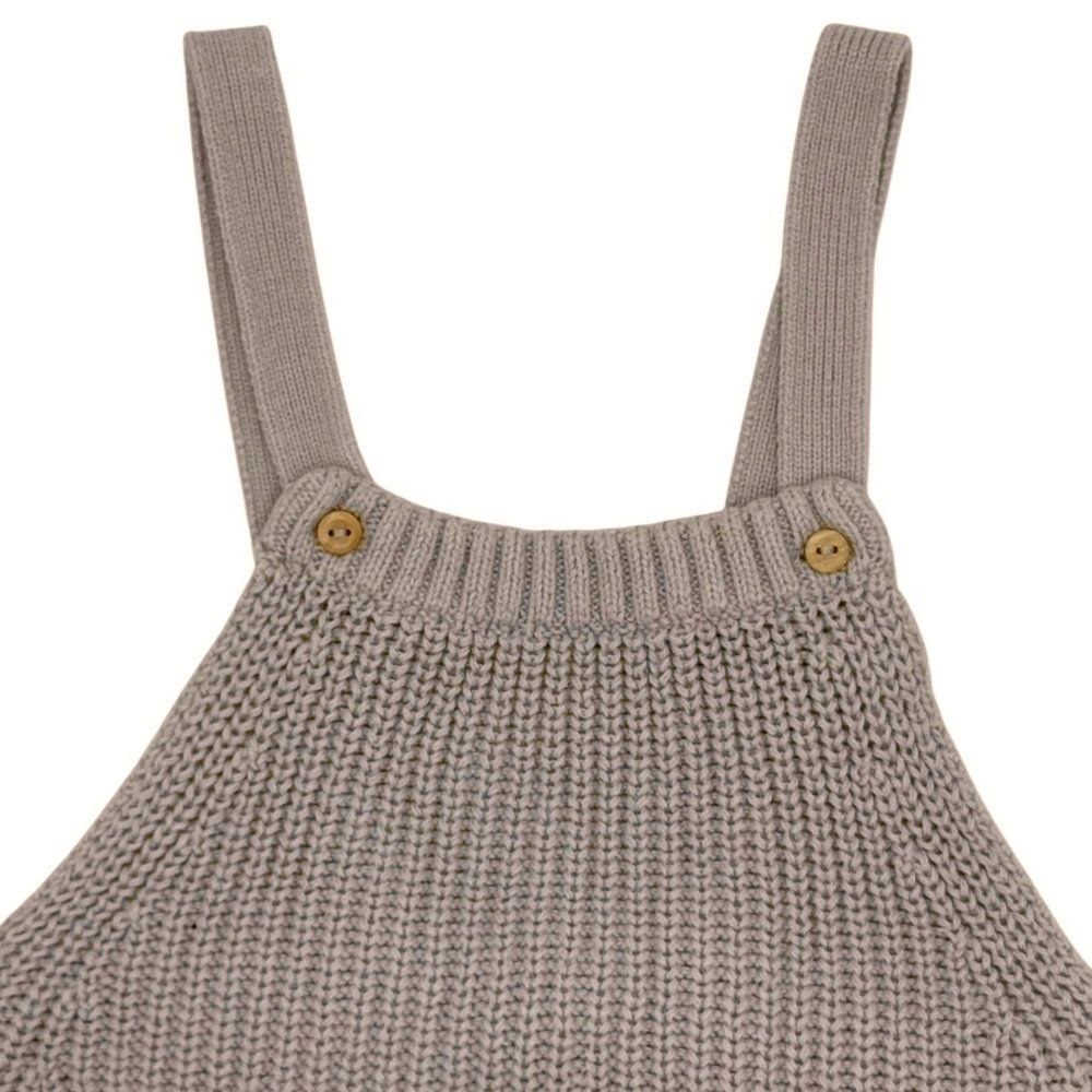 Комбінезон в'язаний