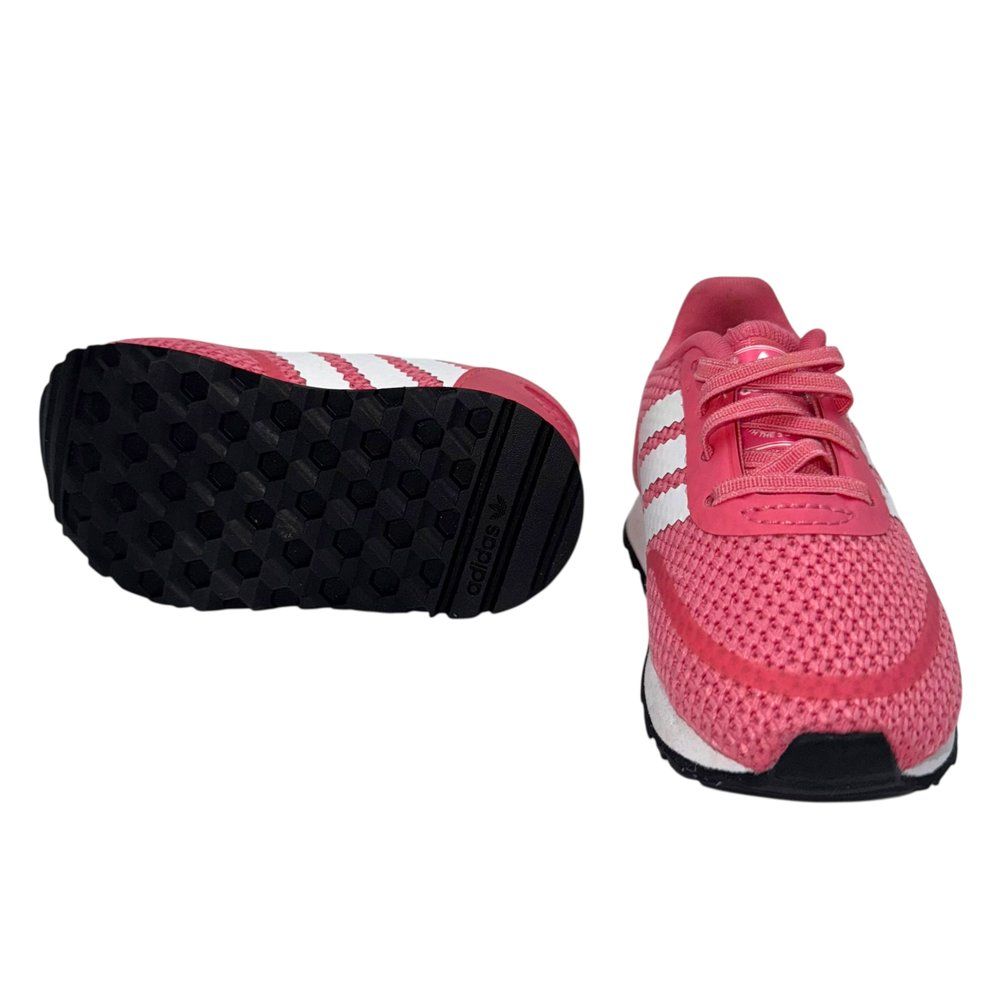 Кроссовки adidas 