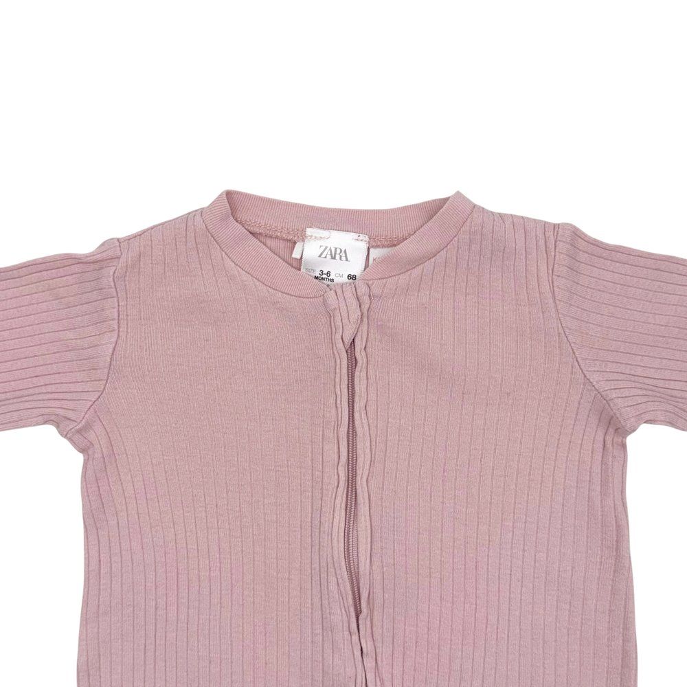 Чоловічок Zara