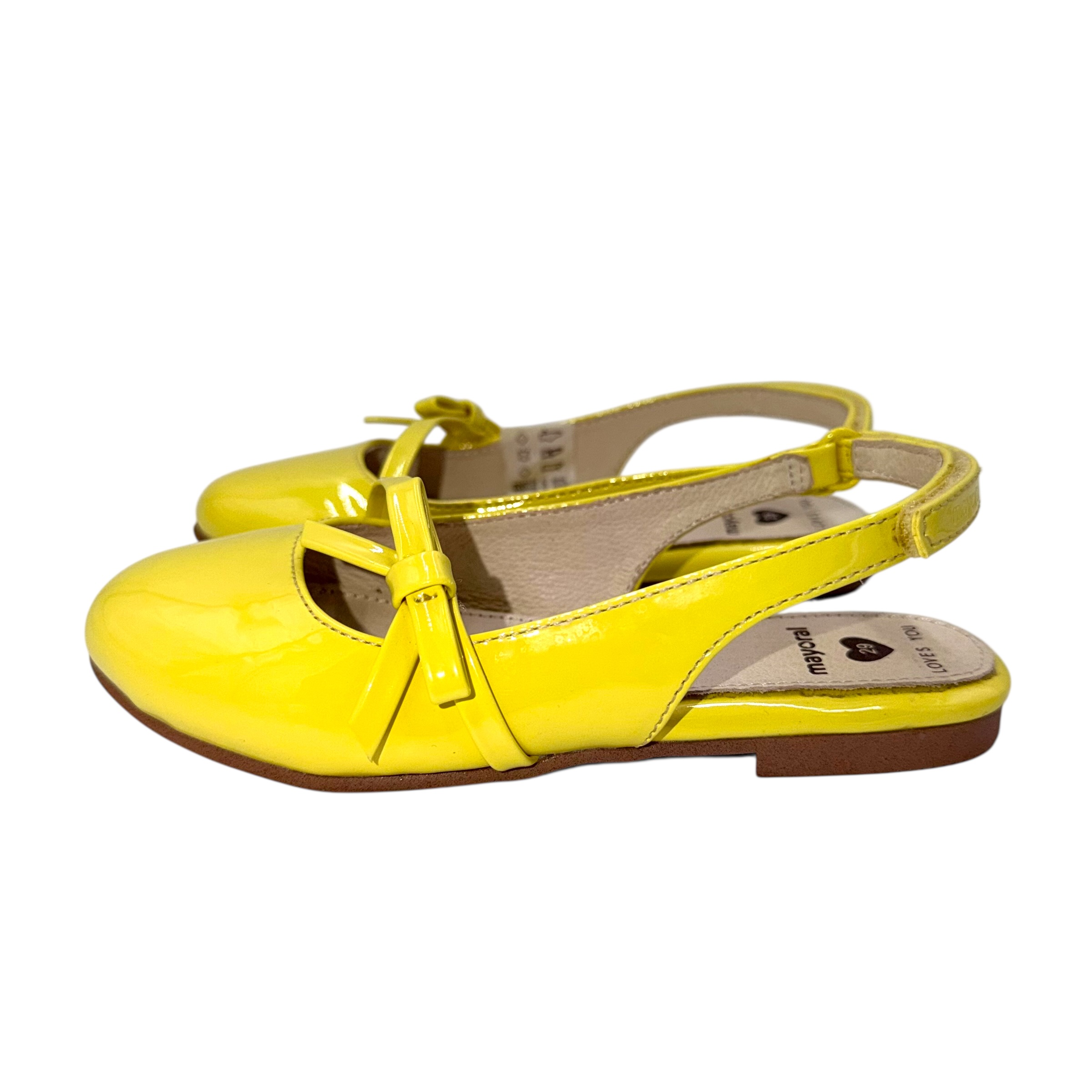 Босонiжки Mayoral